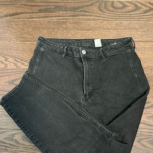 H&M Black Women’s Size 31 High Waist Skinny Black Jeans